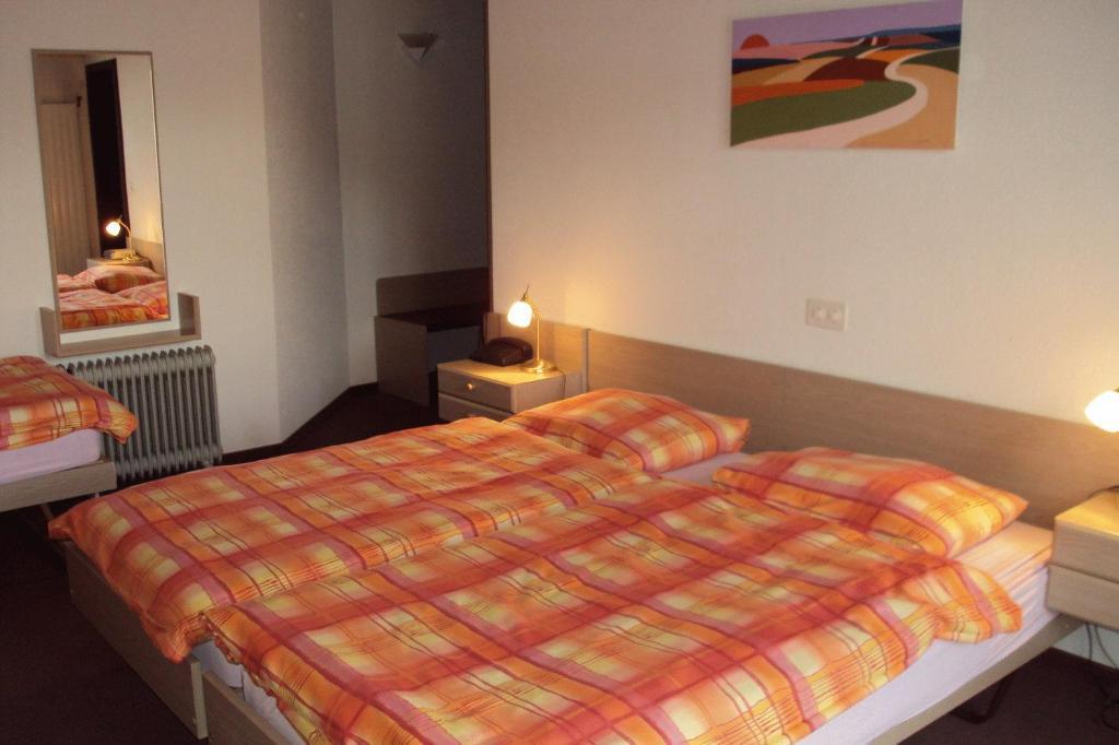 Auberge Restaurant Couronne Beurnevésin Екстериор снимка